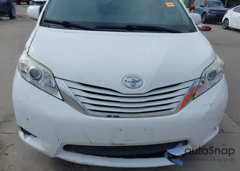 2017 Toyota Sienna Le 8 Passenger from USA, damaged, VIN 5TDKZ3DC3HS900338